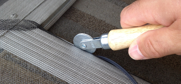 metal screen door repair in Lombard, Illinois